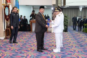 Gubernur Arinal Djunaidi Melantik Febrizal Levi Sukmana sebagai Pj Bupati Mesuji dan M. Firsada sebagai Pj Bupati Tubaba