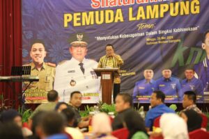 Gubernur Arinal Hadiri Silaturahmi Pemuda Lampung yang Digelar DPD KNPI Lampung, Usung Tema “Menyatukan Keberagaman dalam Bingkai Kebhinekaan”