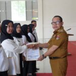 Pj. Bupati Mesuji Sulpakar Serahkan SK PPPK Kabupaten Mesuji Formasi Tahun 2023