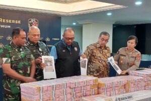 Ungkap Penangkapan Sindikat Uang Palsu Rp22 Miliar di Jakbar: Akan dibeli Rp5,5 Milyar