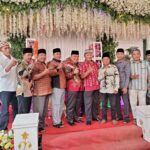 Drs. H. Moh. Saleh Asnawi Hadirin Khitanan Cucu Batin Matnuri di Padangratu