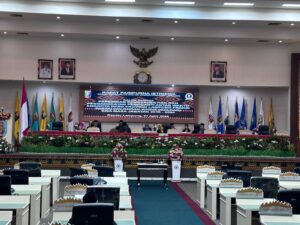 Ketua DPRD Lampung Melantik Dani Mulyawati Menggantikan I Gede Jelantik