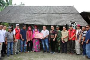 Nanang Ermanto Kembali Tebar Bantuan Bedah Rumah di Kecamatan Sidomulyo dan Palas