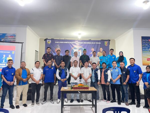 Malam Refleksi HUT Ke-51, DPD KNPI Provinsi Lampung Adakan Potong Tumpeng