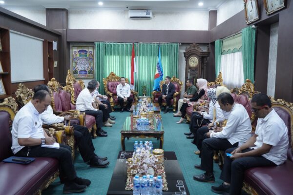 Pj Bupati Pringsewu Dr. H. Marindo Kurniawan Pimpin Rapat Pengembangan UMKM
