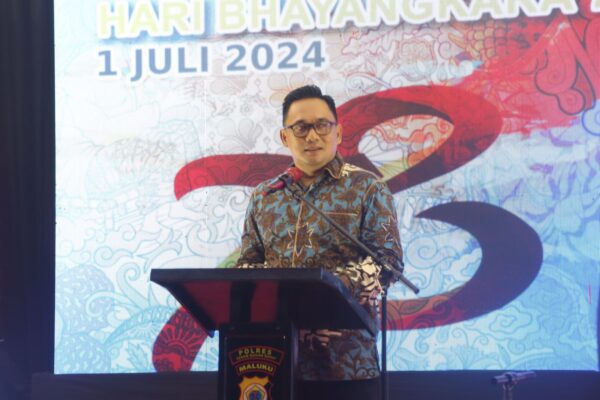 Pj Bupati Sebut Kapolres SBB Sebagai Agent of Innovation Saat HUT Bhayangkara Ke-78