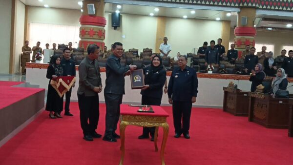 Wakil Walikota Bandar Lampung Deddy Amarullah Hadiri Rapat Paripurna DPRD Bandar Lampung 