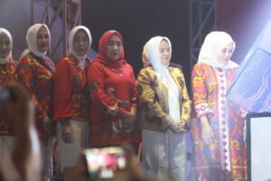 Ketua DPRD Lamsel, Erma Yusneli Didampingi Wakil Rosdiana Hadiri Pembukaan Lampung Selatan Expo 2024