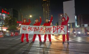 KLASIKA – Lingkaran Ketjil #BubarkanDPR