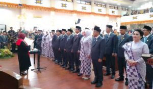 Resmi Dilantik, Ini 25 Anggota DPRD Kota Metro