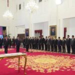 Jokowi Reshuffle Menteri, IHSG Ditutup Naik 0,47%, Transaksi BBRI Rp 939 M