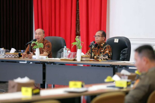 Pj. Gubernur Samsudin Pimpin Rapat Progres Pembangunan Kota Baru