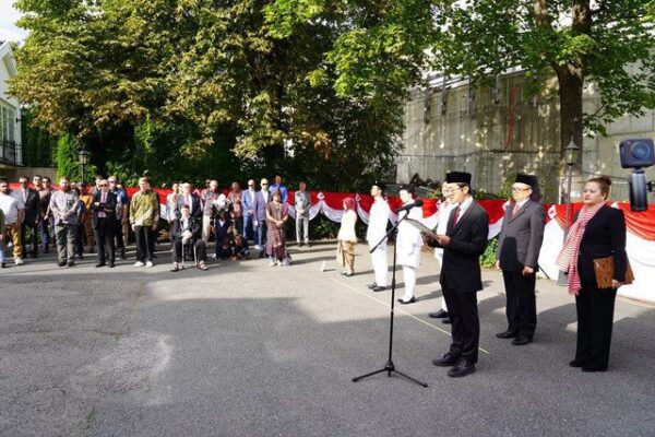 Antusias: Warga Suriah Ini Nyetir 7 Jam untuk Hadiri Upacara HUT Ke-79 RI di Oslo