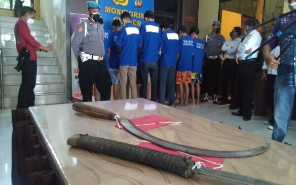 Simpan Celurit Diduga Hendak Tawuran, 25 Remaja Diamankan Polisi