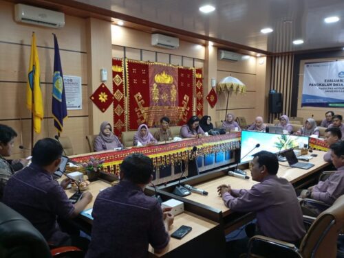 FKIP Gelar Workshop Revitalisasi Sistem PDDIKTI dan Efisiensi Data Pendidikan