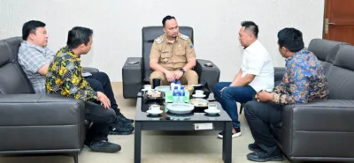 Plt Bupati Pandu Kesuma Dewangsa Terima Audiensi BPC HIPMI Lampung Selatan