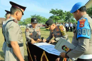 Kapolres Tulang Bawang Barat Pimpin Upacara Sertijab Wakapolres dan Pelantikan Kabag Log