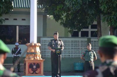 Upacara Bulanan, Kasrem 043/Gatam Bacakan Amanat Panglima TNI