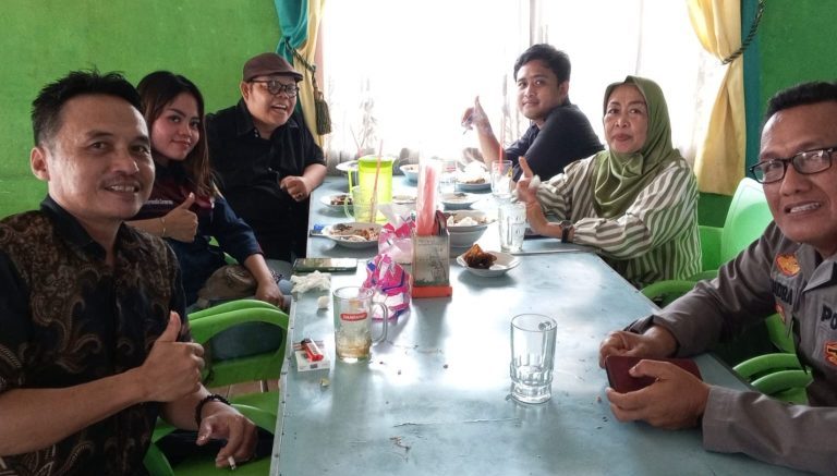 Kasi Humas Polres Lampung Timur Sambut Beberapa Pimpinan Media Lampung