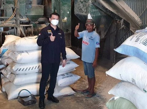 Sentra Pengolahan Beras Terpadu (SPBT) di Kabupaten Jembrana, Bali, yang dibina Bank Mandiri dalam program Tanggung Jawab Sosial Lingkungan (TJSL). Foto: Bank Mandiri