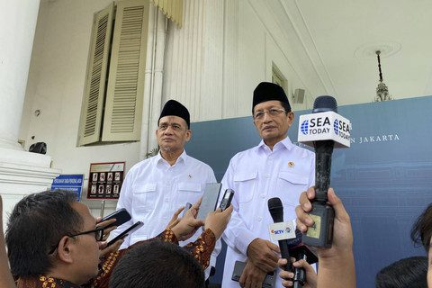 Menteri Agama Nasarudin Umar didampingi dengan Wakil Menteri Agama Romo Syafi'i menemui Mensesneg Prasetyo Hadi di Istana Negara, Jumat (27/12/2024). Foto: Ist