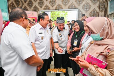 Bupati Dendi Ramadhona Dampingi Pj Gubernur Lampung dalam Agenda Monitoring Pelayanan Kesehatan Gratis di Puskesmas Gedong Tataan