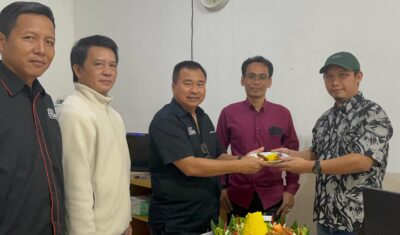 Meriahkan HUT HPN Ke-79, DPW SMSI Provinsi Lampung Menggelar Acara Potong Tumpeng