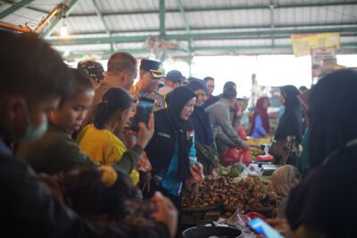 Wali Kota Eva Dwiana Pantau Pasar, Harga Bahan Pokok Stabil di Bandar Lampung