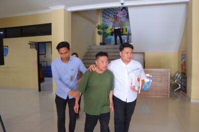 WNA Asal China Ditangkap Polisi, Diduga Jual Emas Palsu di Bandar Lampung