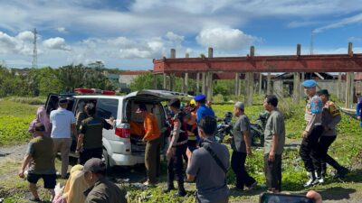 Polres Pesisir Barat dan Tim Gabungan Berhasil Temukan Korban Tenggelam di Pantai Mandiri