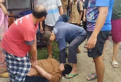 Kedapatan Curi Handphone, Seorang Pria Diamuk Warga di Bandar Lampung