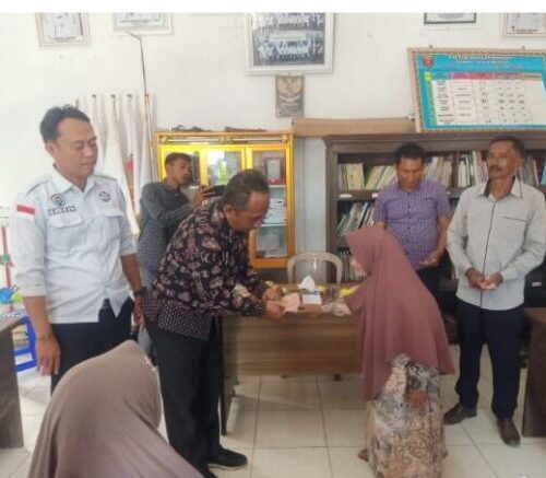 Pemerintah Pekon Sukamulya Salurkan BLT-DD Tahap Pertama Tahun 2025
