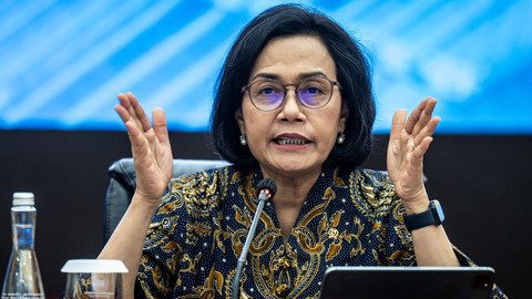 Menteri Keuangan Sri Mulyani memberikan pemaparan pada konferensi pers APBN KiTa di Kantor Kementerian Keuangan, Jakarta, Jumat (23/5/2025). Foto: ANTARA