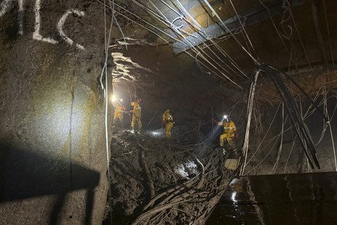 Dua Pekerja Ditemukan Meninggal dalam Insiden Tambang Freeport, Pencarian Masih Berlanjut
