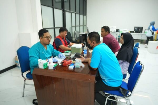 Unila Gelar Donor Darah Senyum Unila, Terkumpul 60 Kantong