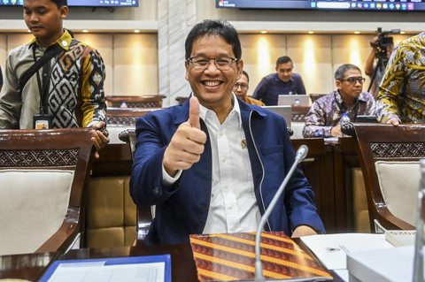 Menkeu Tegas: Cukai Rokok Tak Naik 2026, Industri Jangan Dibiarkan Mati