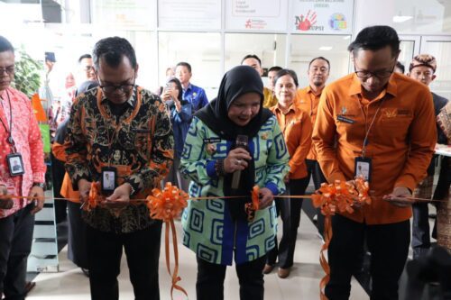 Wali Kota Eva Dwiana Resmikan Gedung Pelayanan Statistik Terpadu BPS Bandar Lampung