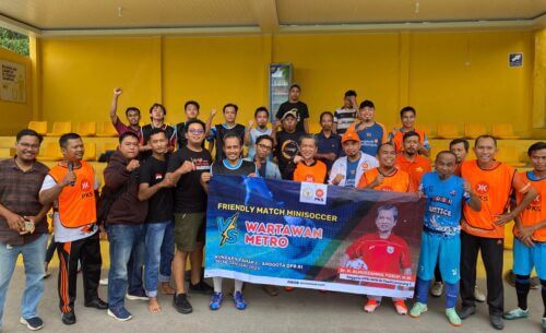 PKS Gelar Laga Persahabatan Mini Soccer Bersama Awak Media Kota Metro