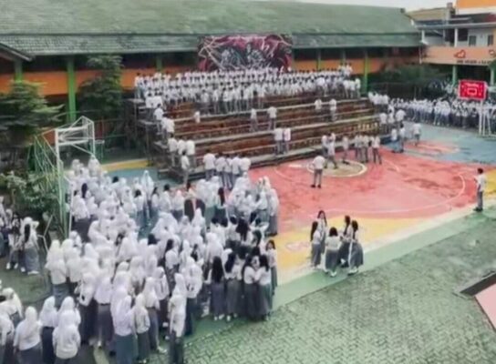 Panggung Perpisahan SMKN 4 Bandar Lampung Ambruk, Belasan Siswa Luka dan Dirawat di Rumah Sakit