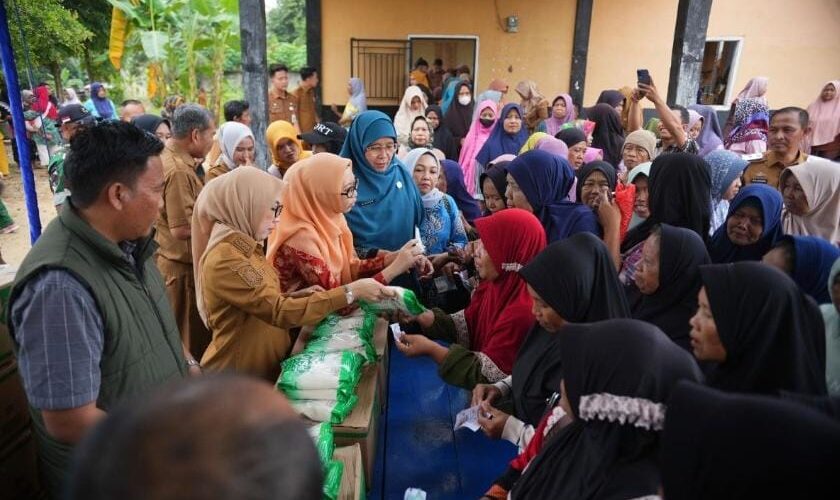 Operasi Pasar Murah 2026 Resmi Dibuka, Bupati Ayu Asalasiyah Jaga Daya Beli Warga Way Kanan Jelang HBKN
