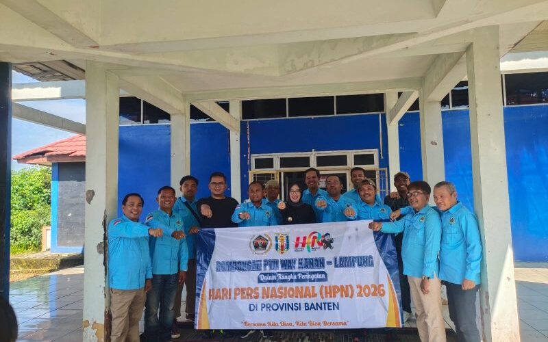 Bupati Way Kanan Ayu Asalasiyah Lepas Rombongan PWI Hadiri HPN 2026 di Serang Banten
