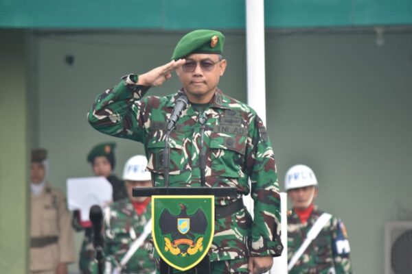 Upacara Bulanan Korem 043/Gatam, Kasilog Kasrem Bacakan Amanat Pangdam XXI/Radin Inten