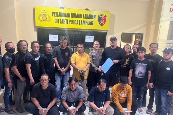 Diduga Ada Mantan AKBP, Polda Lampung Tangkap 8 Debt Collector Usai Paksa Warga Serahkan Pajero Sport