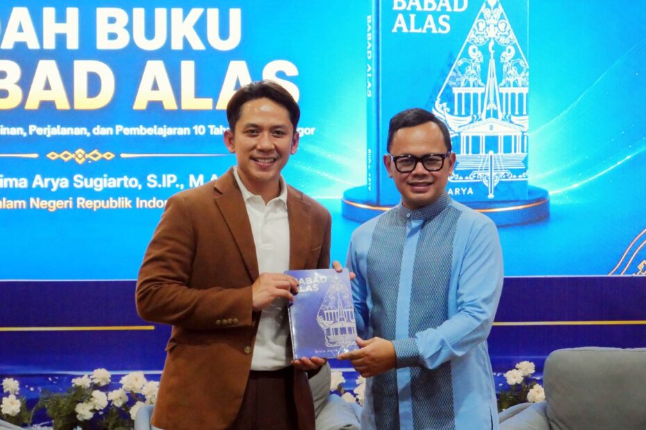 Bima Arya Bedah Buku Babad Alas di Lampung Selatan, Dorong Lahirnya Pemimpin Indonesia Emas 2045 Bersama Bupati Egi