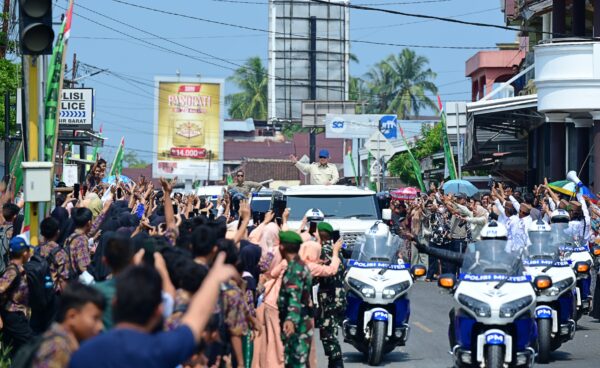 Danrem 043/Gatam Pantau Langsung Pengamanan Kunjungan Presiden Prabowo di Lampung, Berlangsung Aman dan Lancar