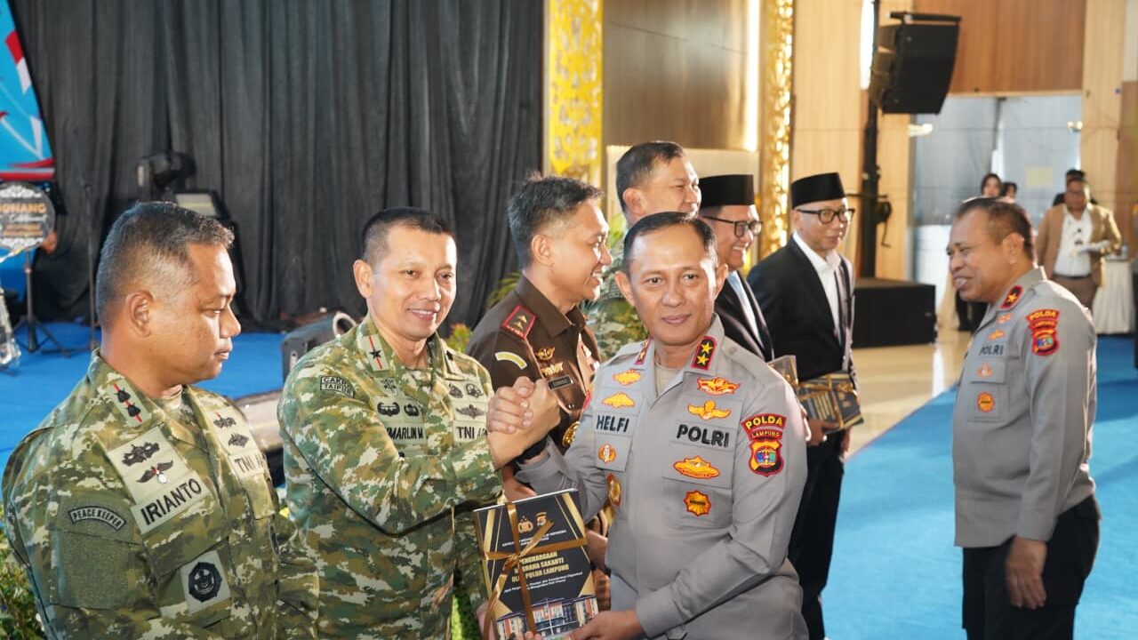 Danrem 043/Gatam Hadiri Syukuran HUT Bhayangkara ke-80, Perkuat Sinergi TNI-Polri di Lampung